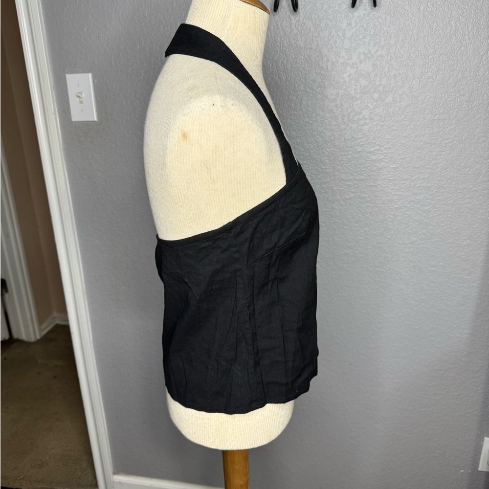 Elegant Black Halter Top - Picture 3 of 5